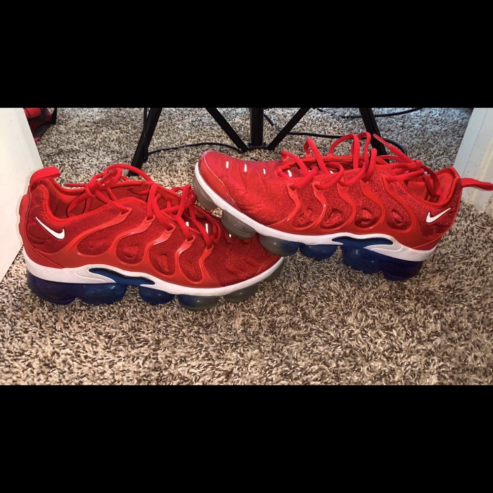 Nike Vapor Max size 9 No original box slightly worn Great Condition